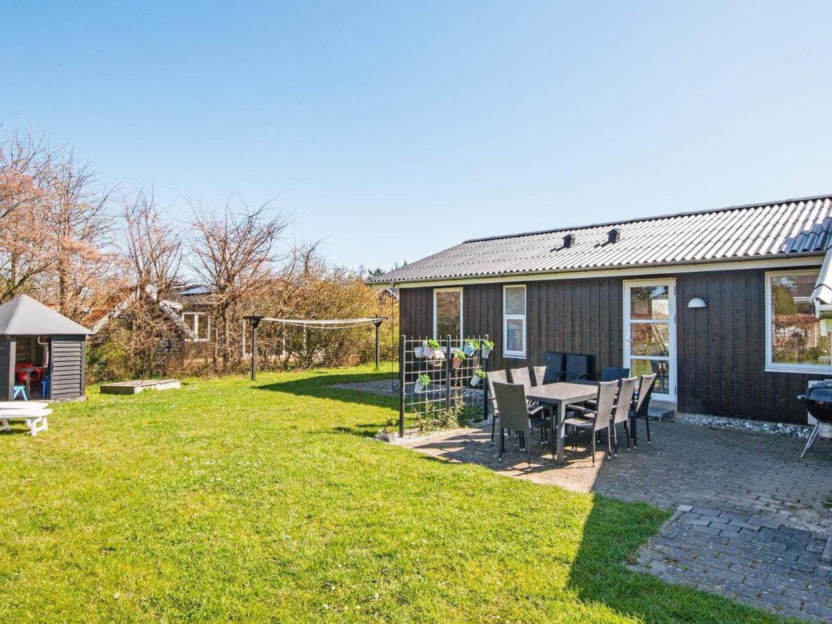 9 Person Holiday Home In Juelsminde Sonderby  외부 사진